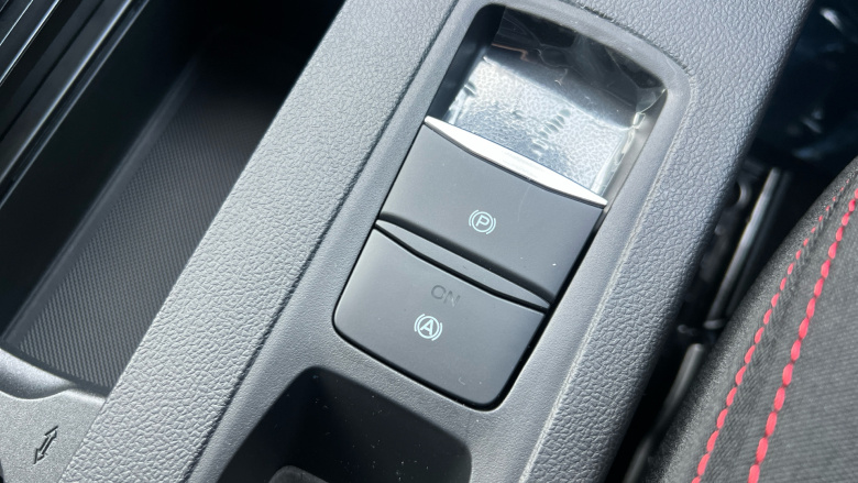 Ford Focus 1.0 EcoBoost Hybrid mHEV 155 ST-Line 5dr Auto Petrol Estate